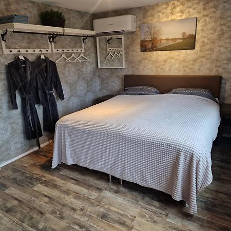 Bed & Budget Mackenzieplaats Wilp Dış mekan fotoğraf